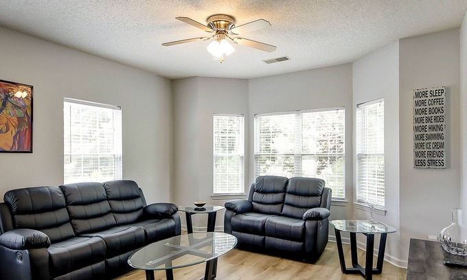 Red Hill Condo | Golf-course-front condo at Legends with pool, tennis court, fireplace, AC & W/D