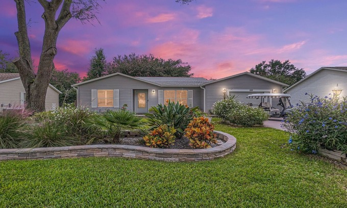 Santiago House | Golf Paradise Retreat| Golf Cart included| 50+ Golf Course Access| Jacuzzi