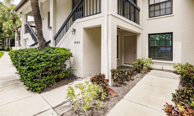 The Meadows Condo | Golfing and close to the beach, 2bd/2bath Condo