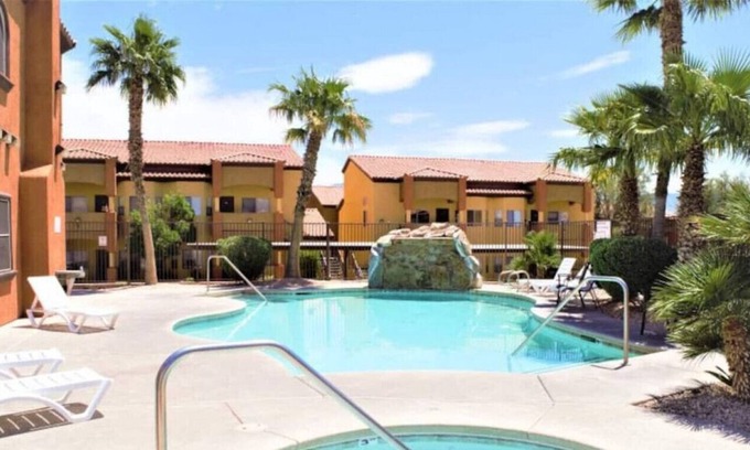 Mesquite Condo | Golfing Getaway by Wolf Creek by J and Amy BL991070