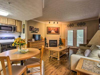 Pigeon Forge Apartment | Golfview Resort 1104