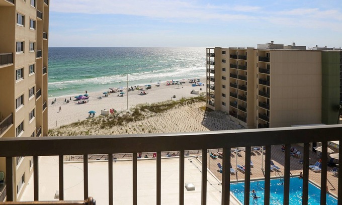 Sunnyside Condo | Gone Coastal Condo- Beach Front!