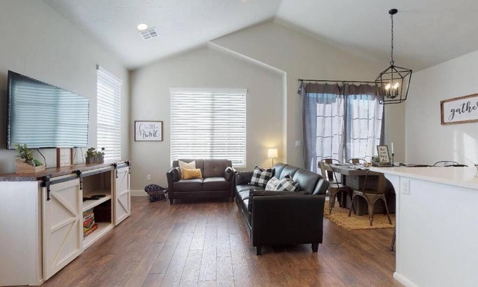 Sienna Hills House | Good To Be Home where your family can relax