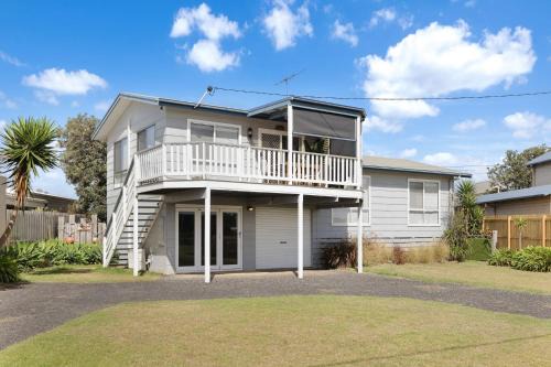 Surf Beach House | Good Vibes at Surf Beach