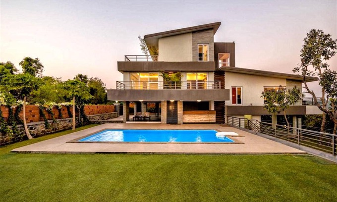 Uttan Villa | Gorai Beach Private Pool Villa 3.5 Bed