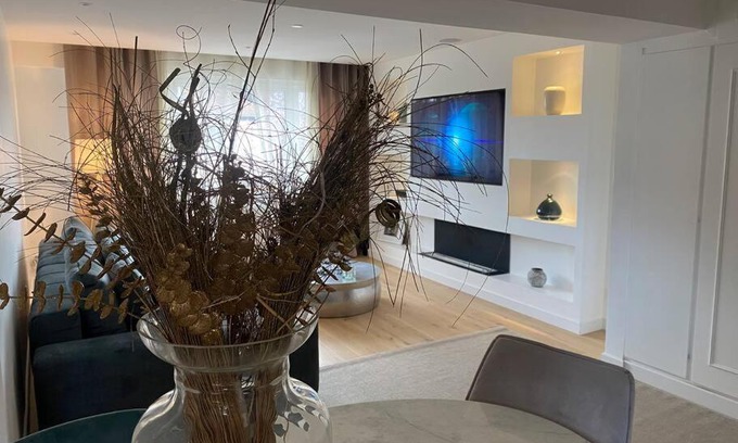 Cronenbourg Est Apartment | Gorgeous 1-bedroom apartment 80 sqmeters
