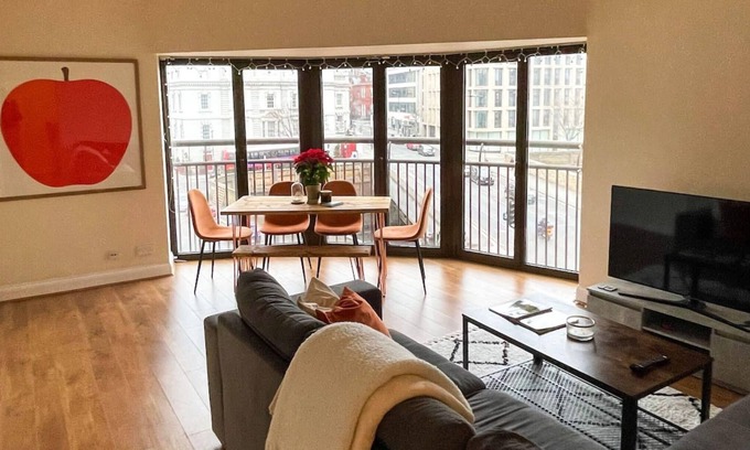 Farringdon Apartment | Gorgeous 1 Bedroom Apartment Next To Farringdon Station