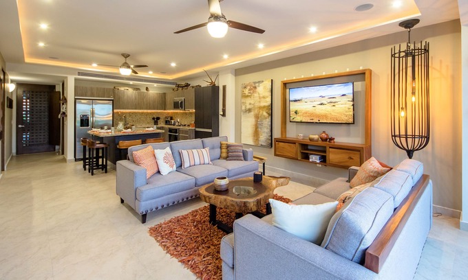 Romantic Zone Condo | Gorgeous 2 Bd/2.5 Ba Modern Condo with Rooftop Pool/Terrace with Ocean Views