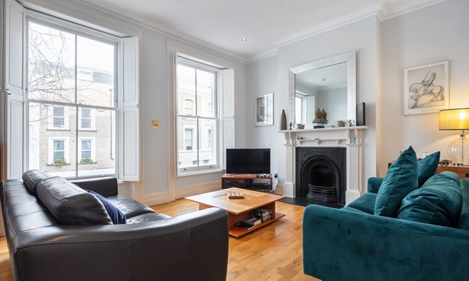 Redcliffe Apartment | Gorgeous 2-Bedroom Apartment With Terrace In Chelsea