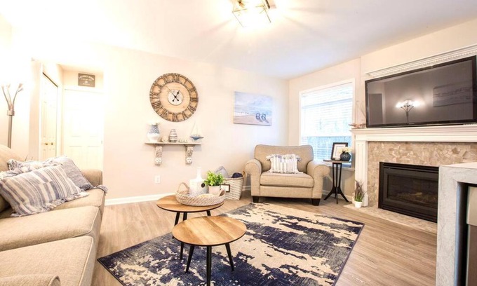 Victoria Apartment | Gorgeous 2 Bedroom Cottage by the City