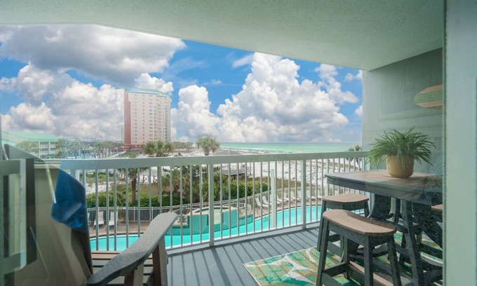 Destin Condo | Gorgeous, 2BR/2BA Condo at Pelican Beach Resort with Amazing Gulf Views!