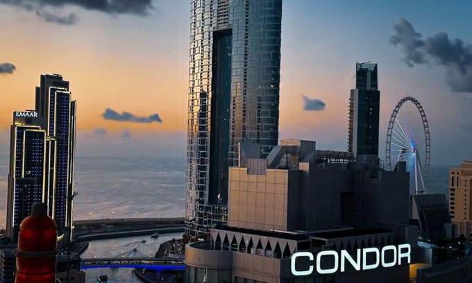 Jabal Ali 2 Apartment | Gorgeous 2BR with Pool w Dubai Wheel View