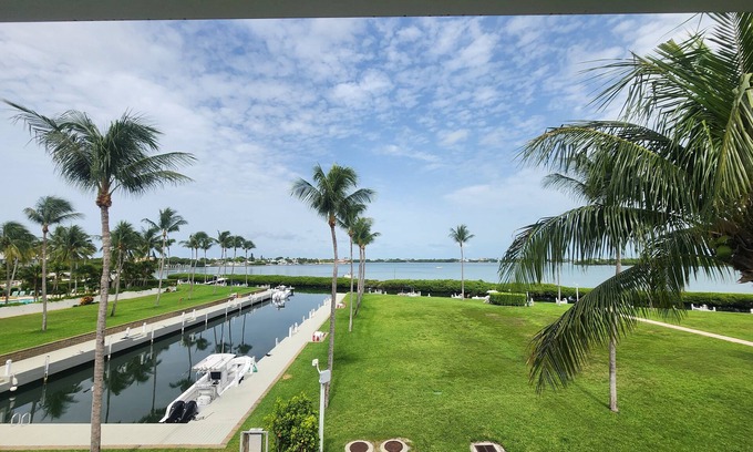 Indigo Reef Marina Homes House | Gorgeous 3/2.5 townhouse w. pool and dockage at Indigo Reef #46