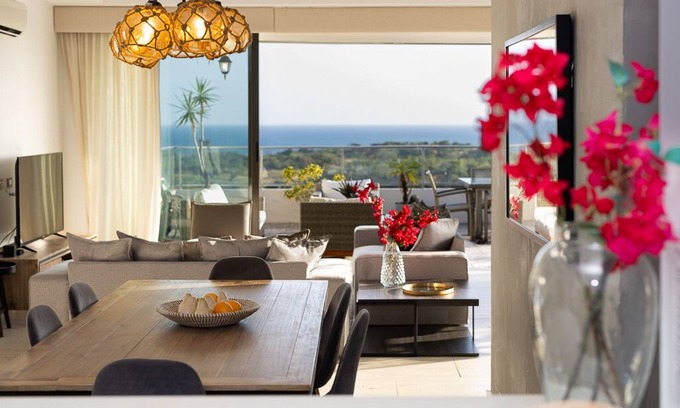 Las Uvas Apartment | Gorgeous 3 Bedroom apartment with terrace/Waterpark/pools/beach