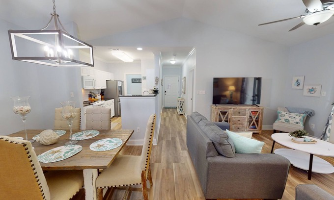 Foley Condo | Gorgeous 3BR Condo in FOLEY near OWA/THE BEACH!