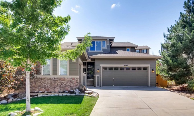 Southridge House | GORGEOUS 4 Bedroom in Highlands Ranch!
