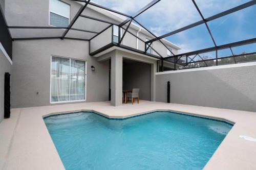 Kissimmee House | Gorgeous 4Bd with Pool at Storey Lake Resort 4475
