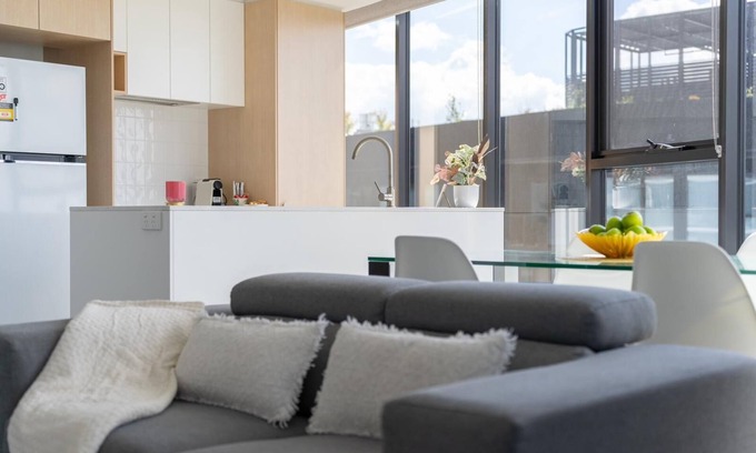 Phillip Apartment | Gorgeous and Luxury Tower View Apartment