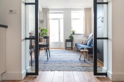Amsterdam West Apartment | Gorgeous And Stylish Place For Two In Hip West!