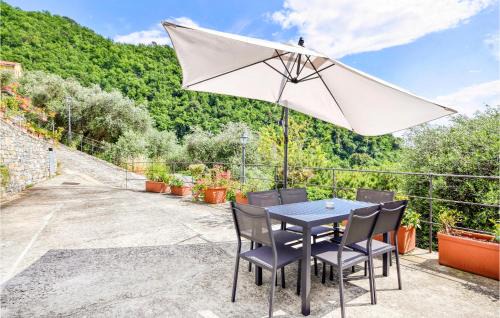 Semorile Apartment | Gorgeous Apartment In Zoagli With Wifi
