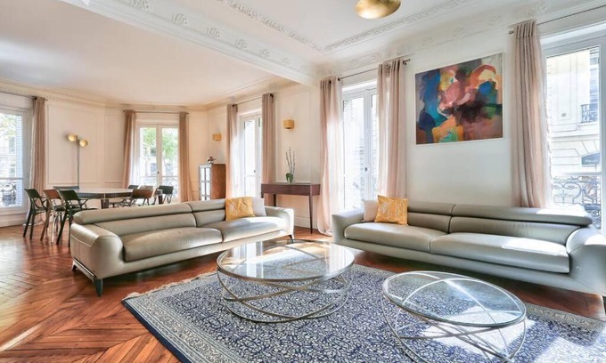 Chaillot Apartment | Gorgeous apartment next to the Champs-Elysées