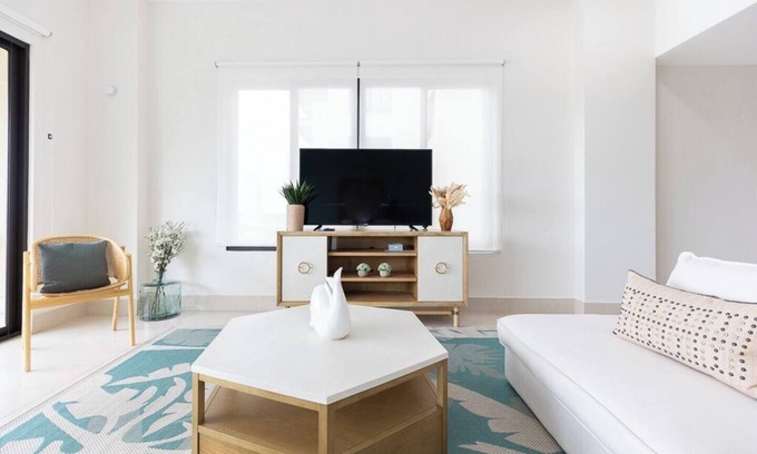 El Palmar Condo | Gorgeous Aprt 3 Bdr + 3.5 bthr/Beach Club access ๐๏ธ๐ & Pet Friendly ๐ถ๐พ