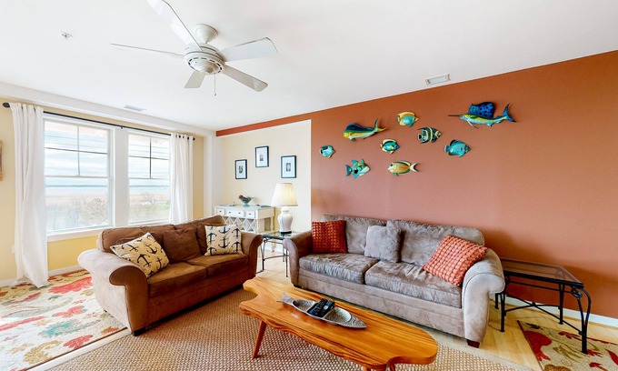 Sandbridge Condo | Gorgeous bay-view condo with grills, pool, gym & balcony