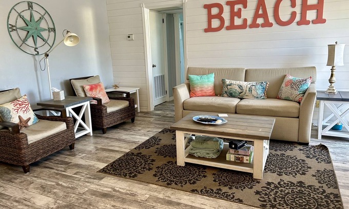St. Pete Beach Condo | Gorgeous Beach View balcony and heated pool