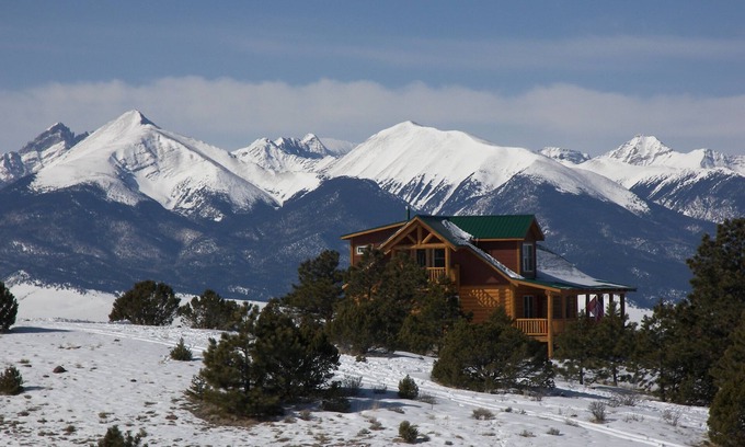Westcliffe Cabin | Gorgeous Cabin with Sauna Overlooking Sangre De Cristo Mts