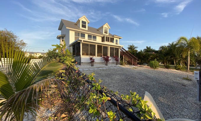Saint James City House | Gorgeous canal front home located on Pine Island w/boat lift