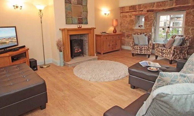 Seahouses Cottage | Gorgeous cosy Fisherman's cottage in Seahouses, Northumberland