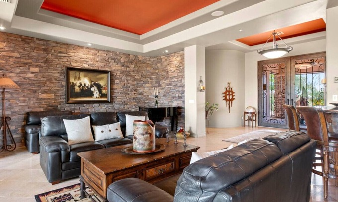 Canyon Ridge Estates House | Gorgeous Desert Home W/Backyard Oasis!