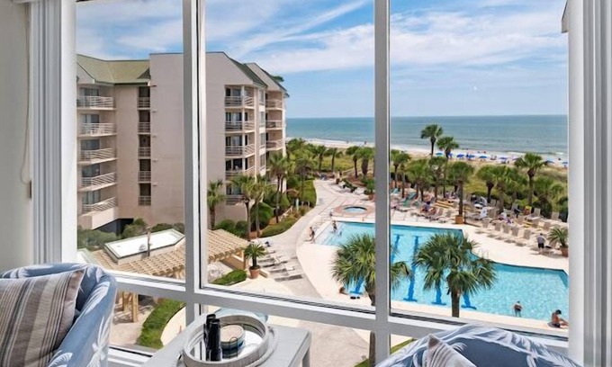 Palmetto Dunes Condo | Gorgeous Direct Ocean and Pool Views! 2BR 2BA Smart TV’s Beach Chairs 4th Floor