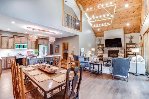 Drasco House | Gorgeous Drasco Home Near Greers Ferry Lake!