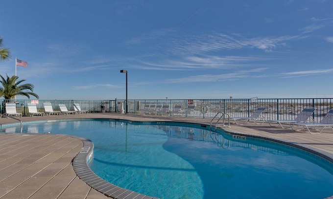 Gulf Shores Condo | Gorgeous getaway right on the beach with pool & central AC