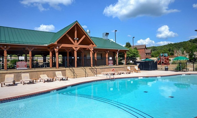 Branson West Condo | Gorgeous Golf Views, Quiet/Large, Resort and Pools