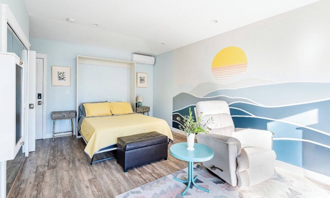 Westchester House | Gorgeous guesthouse in quiet neighborhood with private entrance, yard + parking!