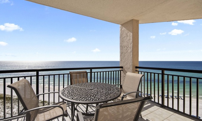 Navarre Beach Condo | Gorgeous gulf front! Free beach service! Ask about last minute deals!
