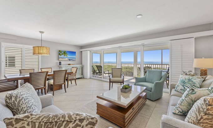 Sanibel House | Gorgeous Gulf Front Townhome Overlooking the Gulf of Mexico
