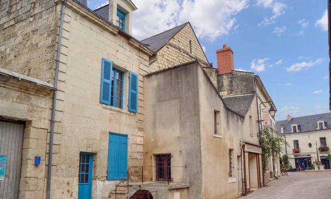 Fontevraud-l'Abbaye House | Gorgeous home in Fontevraud L'Abbaye