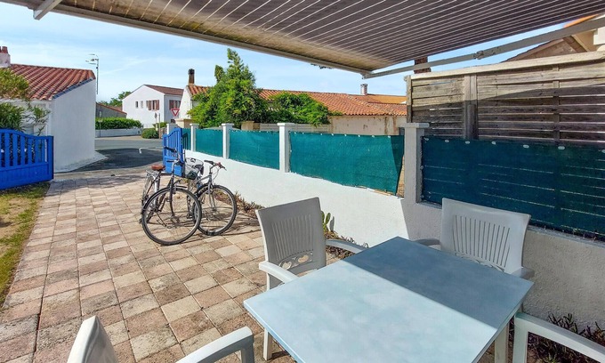 La Tranche-sur-Mer House | Gorgeous home in La Tranche-sur-Mer