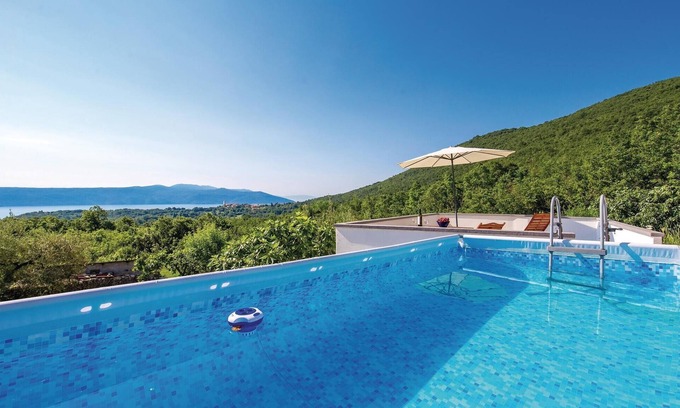 Martina House | Gorgeous home in Moscenicka Draga