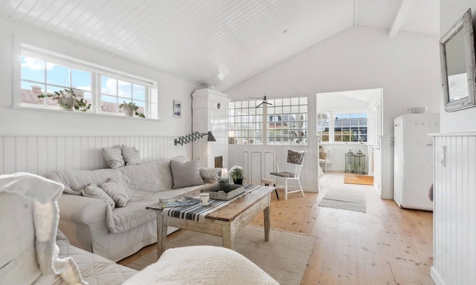 Assens House | Gorgeous home in Assens with kitchen