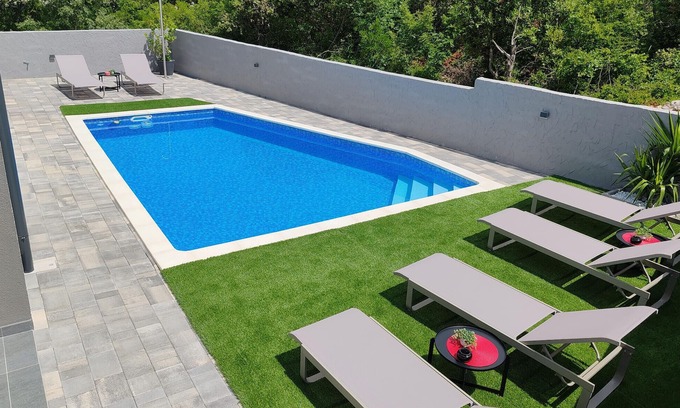 Bilice House | Gorgeous home in Bilice with WiFi