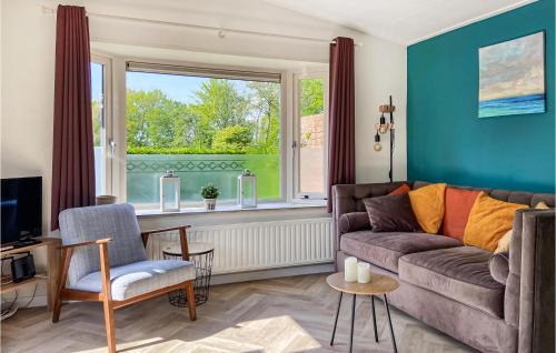 Heinkenszand House | Gorgeous Home In Heinkenszand With Wifi