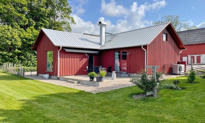 Falkenberg Municipality House | Gorgeous home in Jonstorp with WiFi