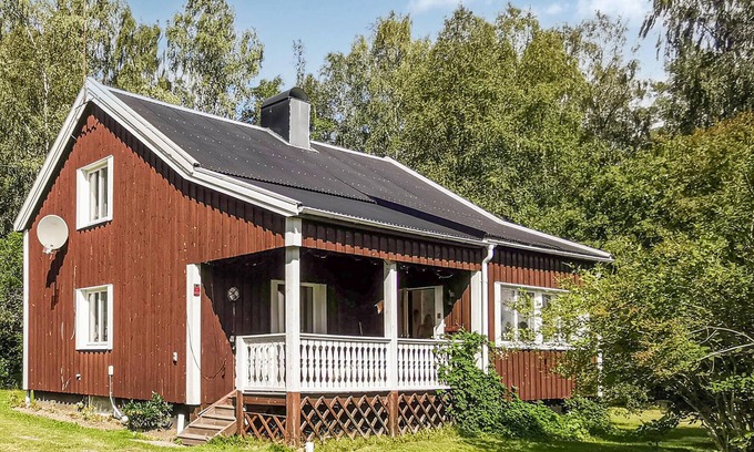 Trehorningsjo House | Gorgeous home in Karlsviken