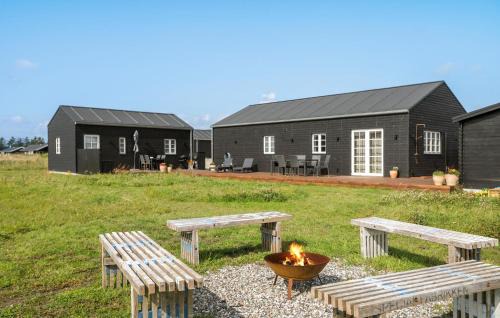Grønhøj House | Gorgeous Home In Løkken With Wifi