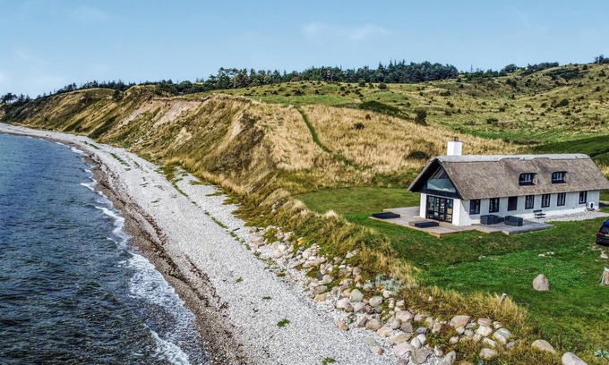 Samsø House | Gorgeous home in Samsø with sauna