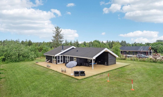 Strandby House | Gorgeous home in Strandby with kitchen